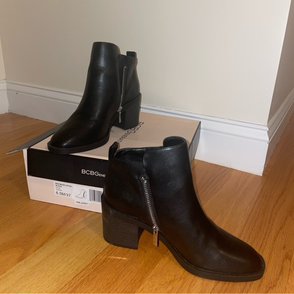 BCBG Generation boots black size 6.5